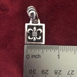Silpada fleur de lis pendant